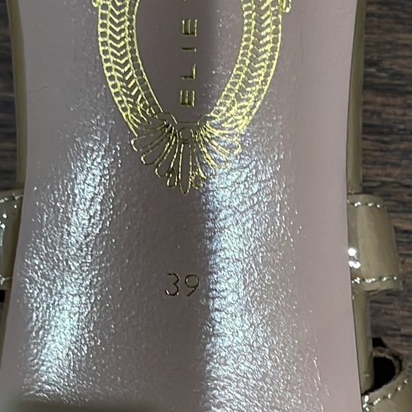 Elie Tahari Nude Sandals size 39/9 - Picture 7 of 8